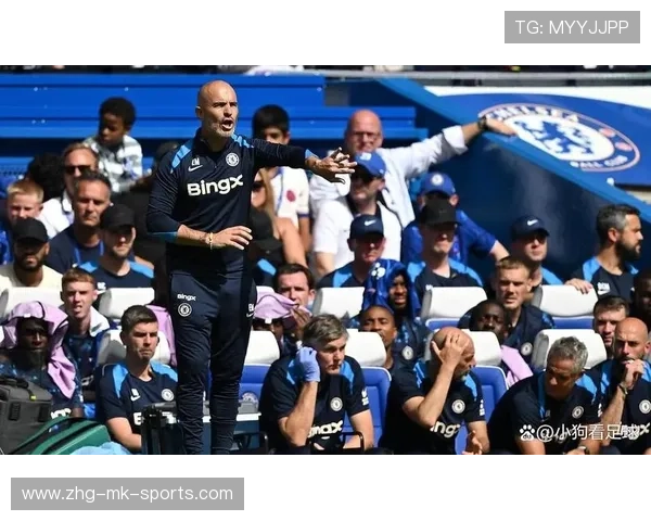 切尔西中场串联流畅，比赛节奏完全掌控